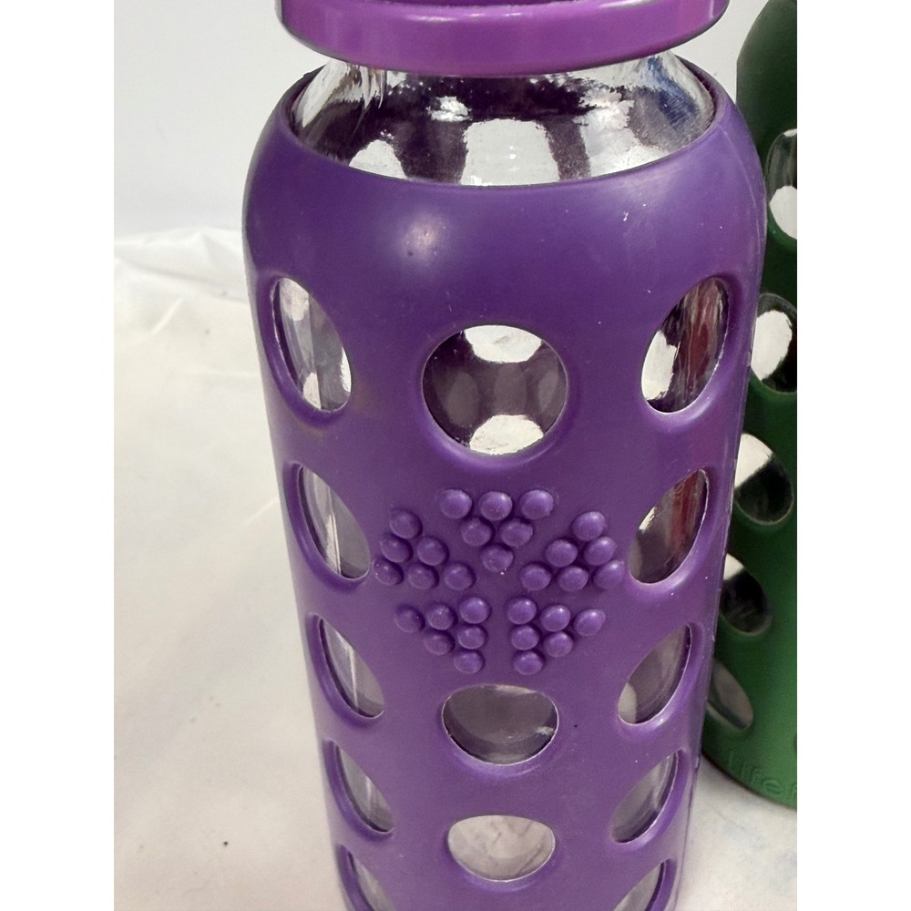 Lifefactory 9oz Glass Sippy Bottles with Silicone Sleeve Set of 4 Mixed Colors - Picture 2 of 4